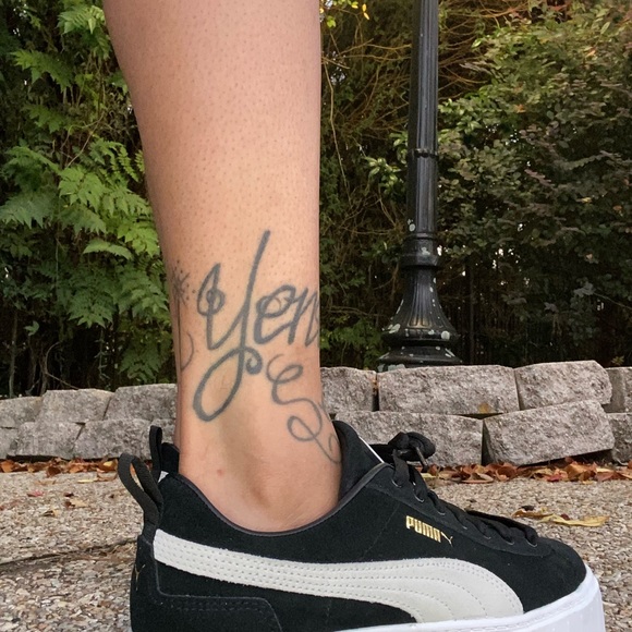 ⚫️Flyer Than Your Moms Pumas 🌚 - Picture 10 of 11